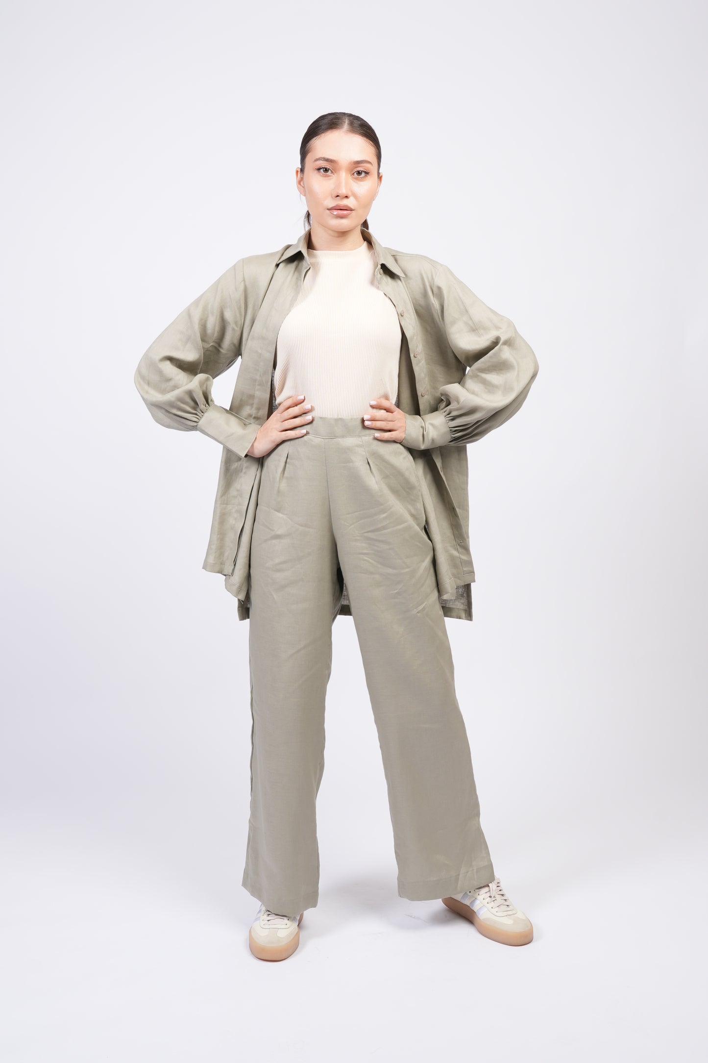 THE TIERRA SET